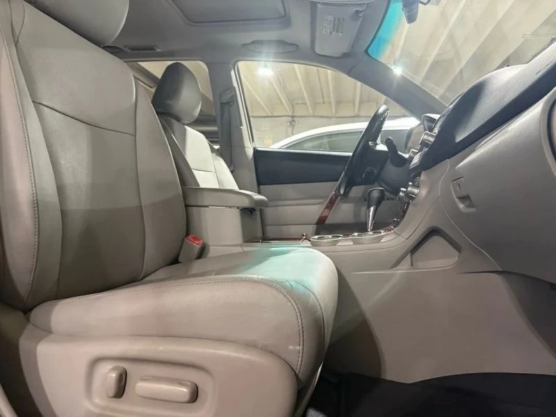 2011 Toyota Highlander - Image 11 of 12