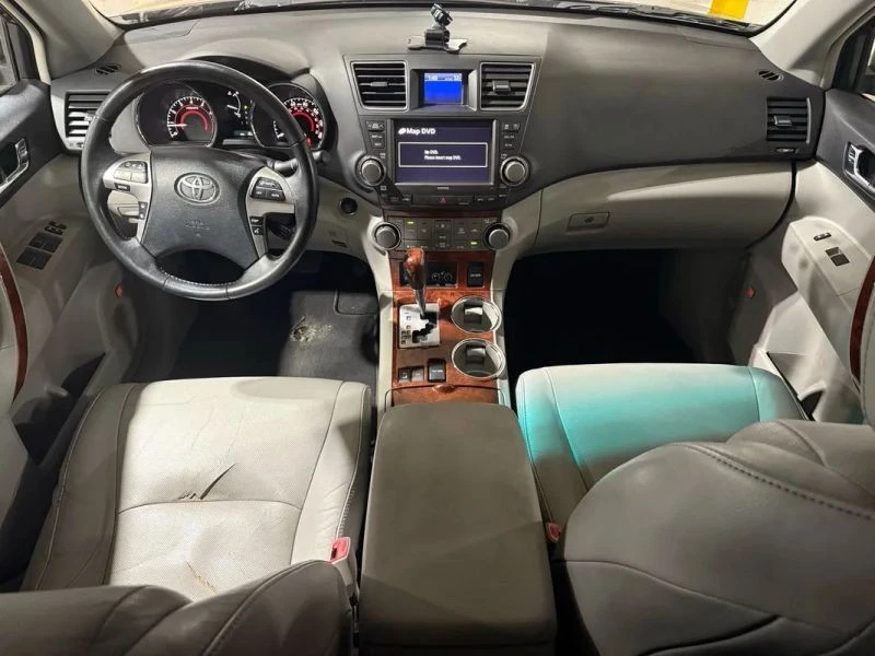 2011 Toyota Highlander - Image 9 of 12