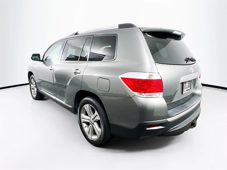 2011 Toyota Highlander - Image 6 of 12