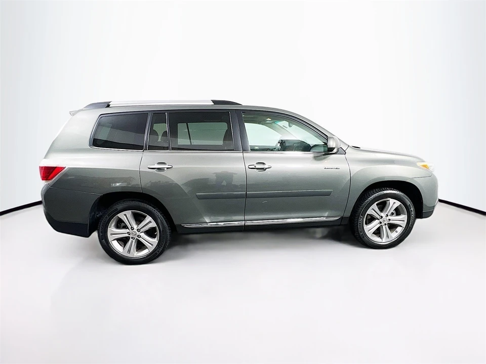 2011 Toyota Highlander - Image 9 of 12