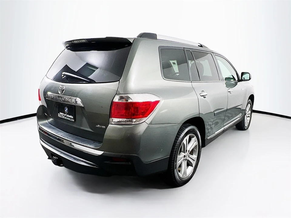 2011 Toyota Highlander - Image 8 of 12