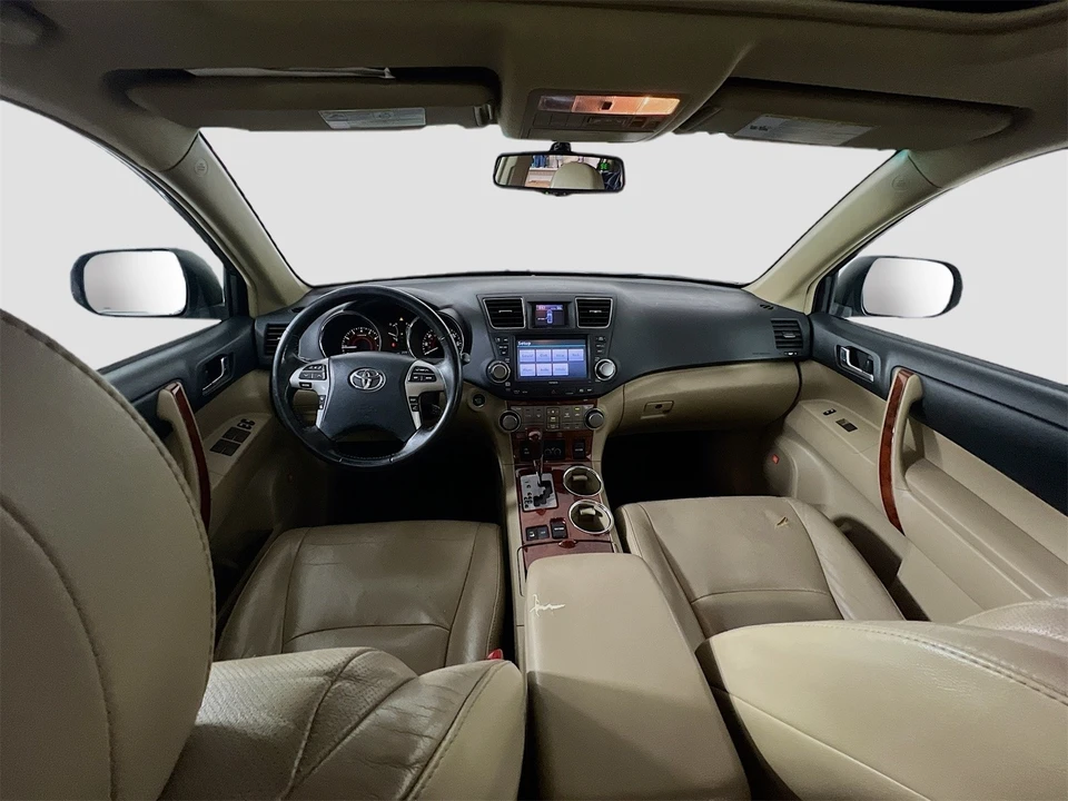2011 Toyota Highlander - Image 10 of 12
