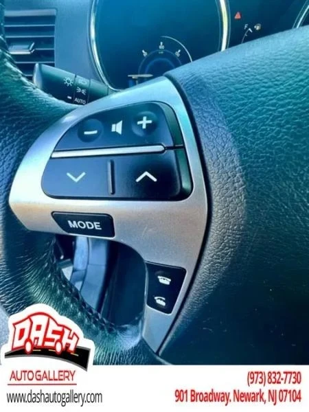 2011 Toyota Highlander - Image 12 of 12