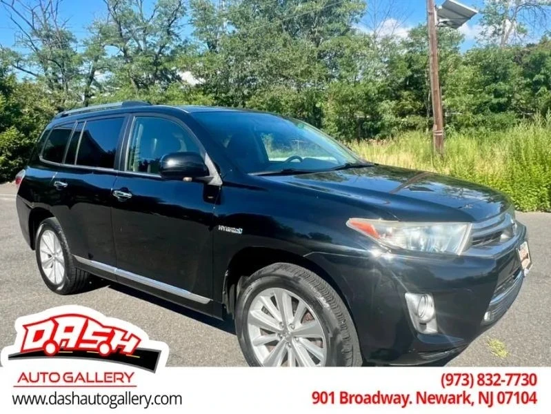 2011 Toyota Highlander - Image 2 of 12