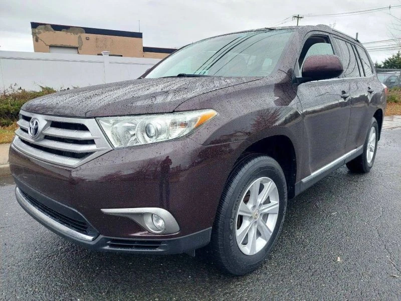 2011 Toyota Highlander - Image 4 of 12
