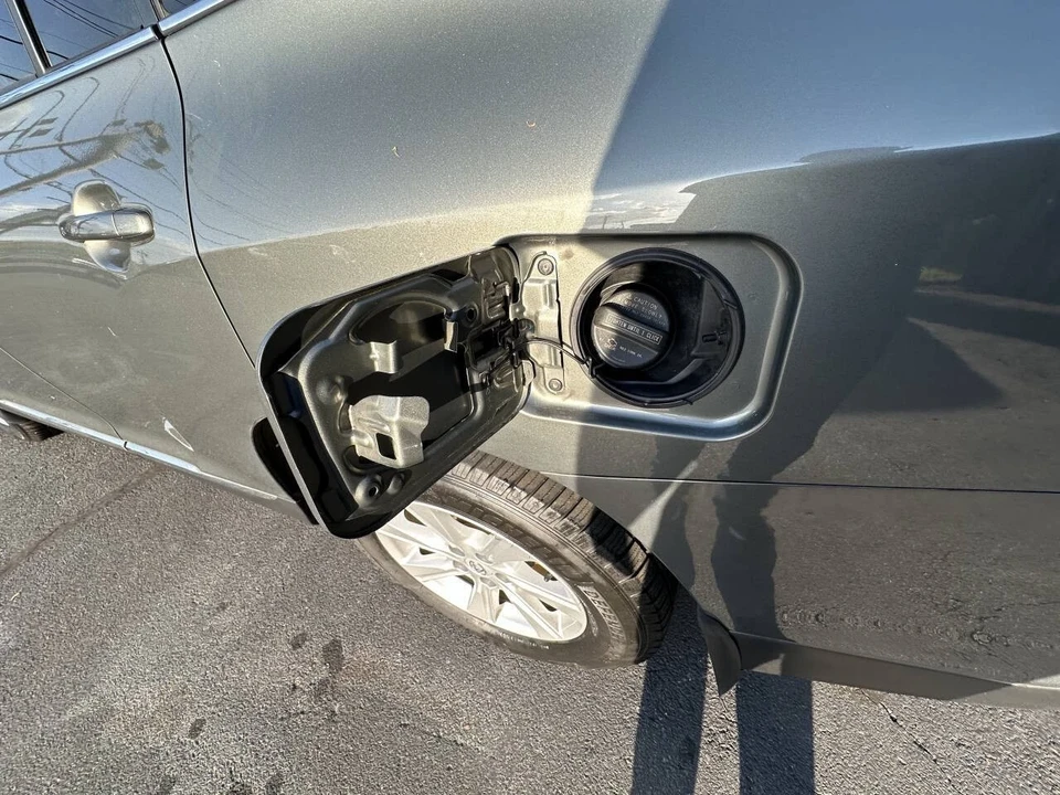 2011 Toyota Highlander - Image 19 of 21