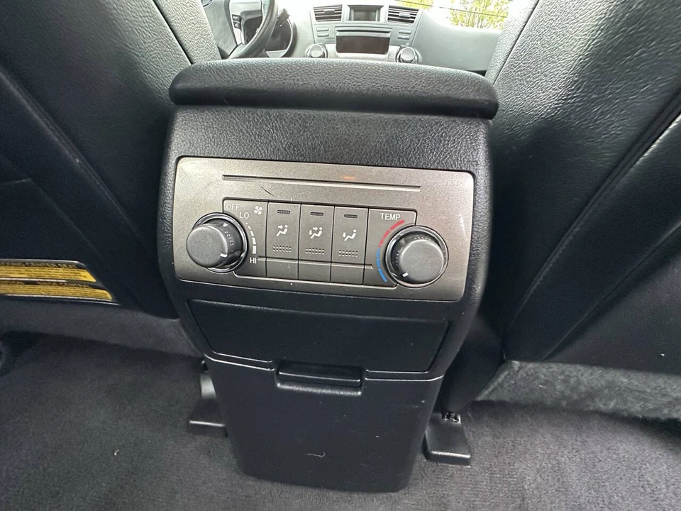 2011 Toyota Highlander - Image 20 of 21