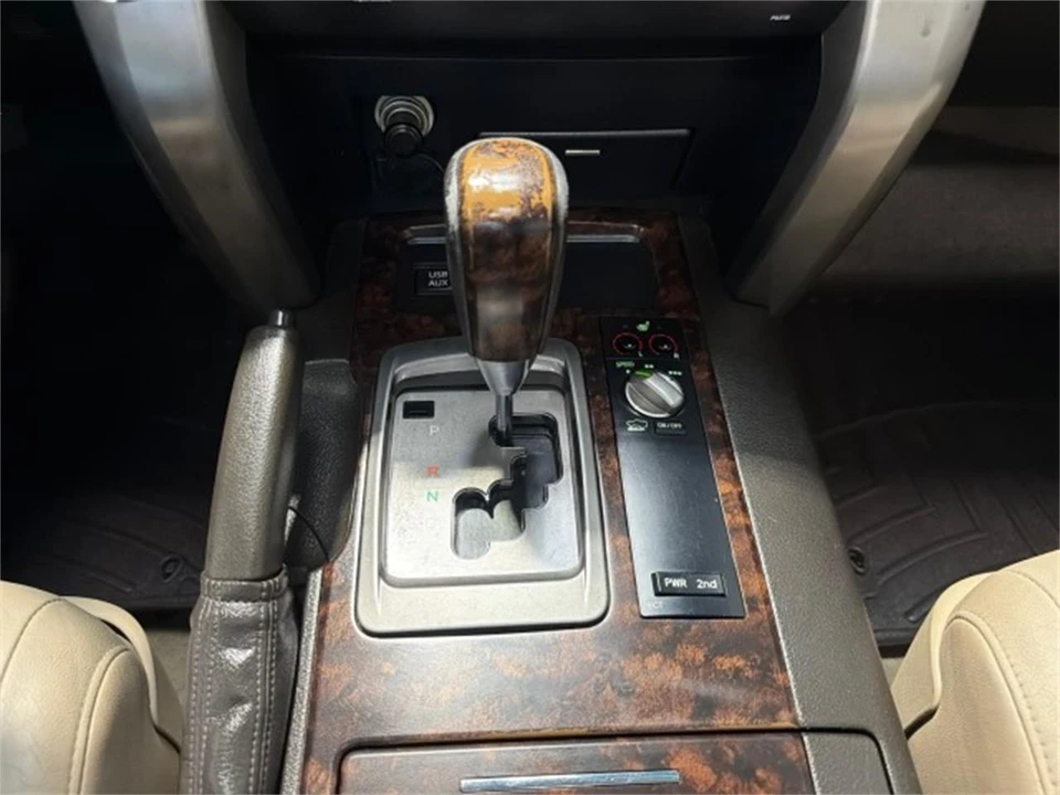 2011 Toyota J200 Land Cruiser - Image 23 of 31