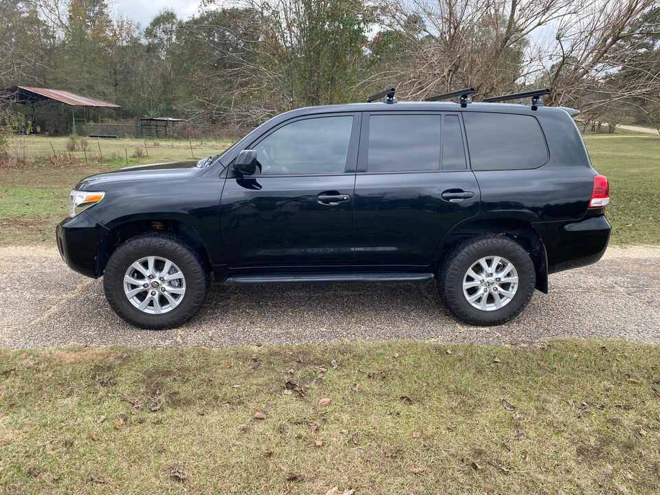 2011 Toyota J200 Land Cruiser - Image 6 of 31