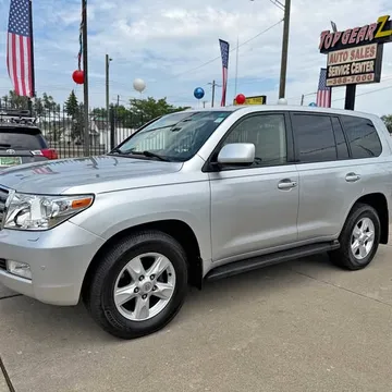 2011 Toyota Land Cruiser Base