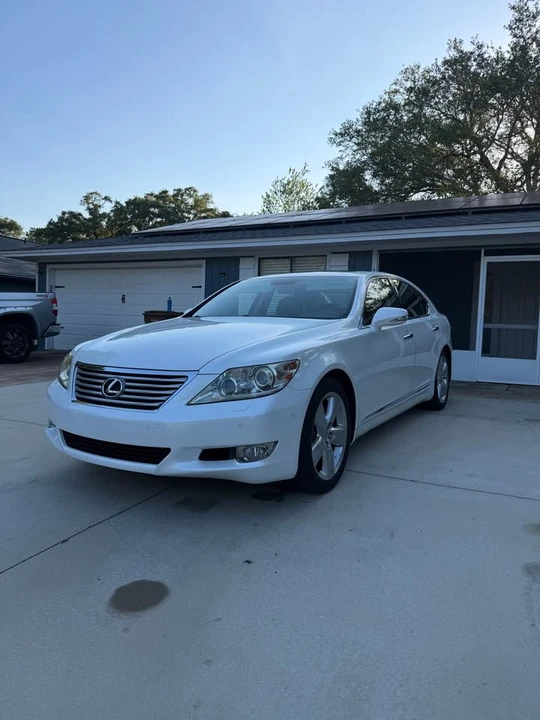 2011 Lexus LS 4th Gen - Image 3 of 9