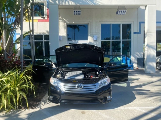 2011 Toyota Avalon 3rd Gen - Image 17 of 21