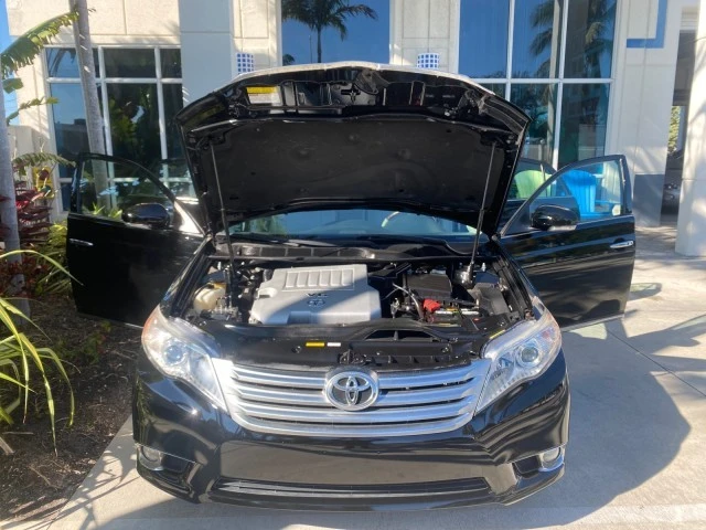 2011 Toyota Avalon 3rd Gen - Image 18 of 21