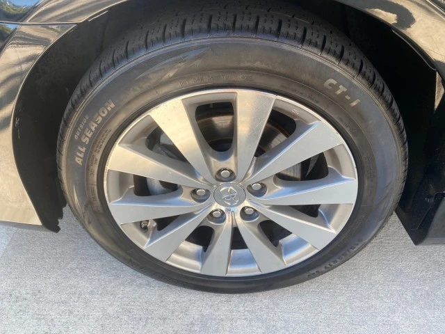 2011 Toyota Avalon 3rd Gen - Image 20 of 21