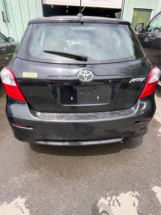 2011 Toyota Matrix 2nd Gen - Image 2 of 9