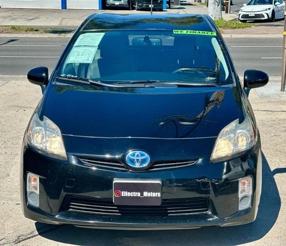 2011 Toyota Prius 3rd Gen - Image 2 of 21
