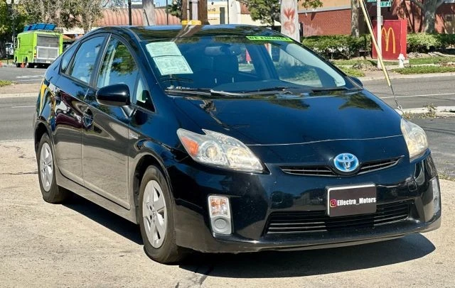 2011 Toyota Prius 3rd Gen - Image 9 of 21