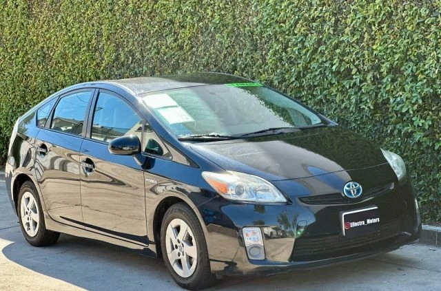 2011 Toyota Prius 3rd Gen - Image 12 of 21
