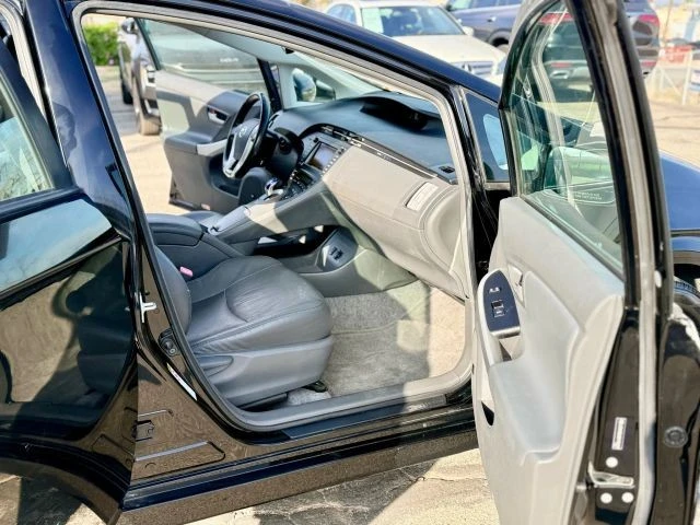 2011 Toyota Prius 3rd Gen - Image 21 of 21