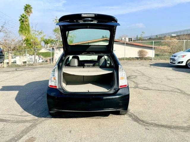 2011 Toyota Prius 3rd Gen - Image 9 of 21