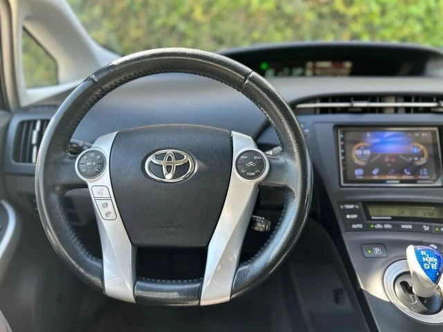2011 Toyota Prius 3rd Gen - Image 20 of 21