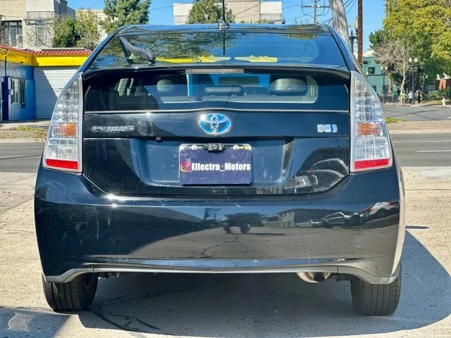2011 Toyota Prius 3rd Gen - Image 3 of 21