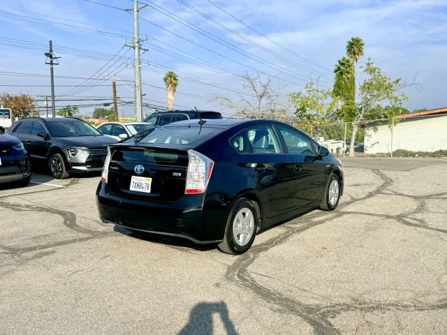 2011 Toyota Prius 3rd Gen - Image 7 of 21