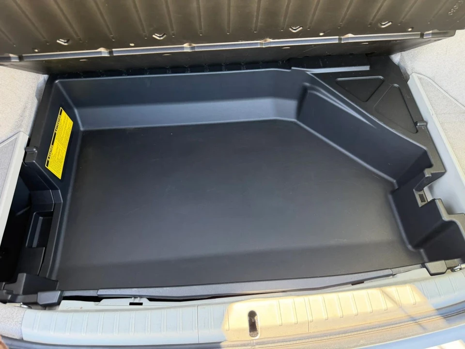 2011 Toyota Prius 3rd Gen - Image 18 of 21