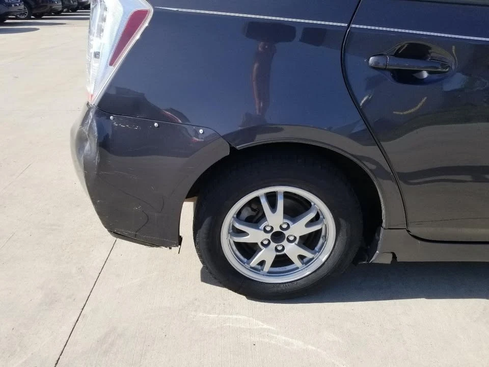 2011 Toyota Prius 3rd Gen - Image 11 of 20