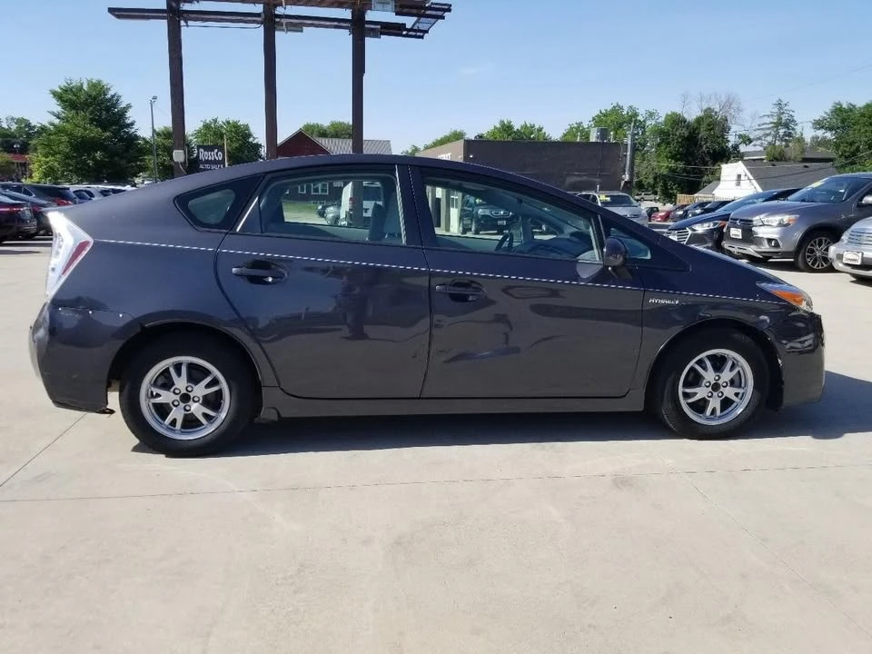2011 Toyota Prius 3rd Gen - Image 7 of 20