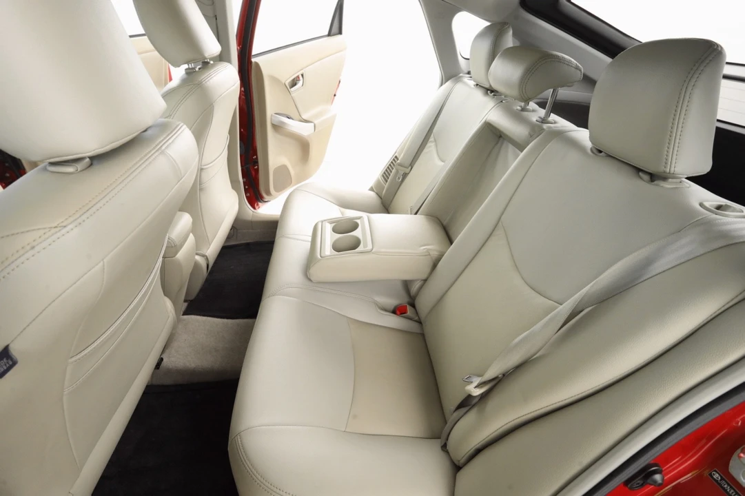 2011 Toyota Prius 3rd Gen - Image 17 of 21