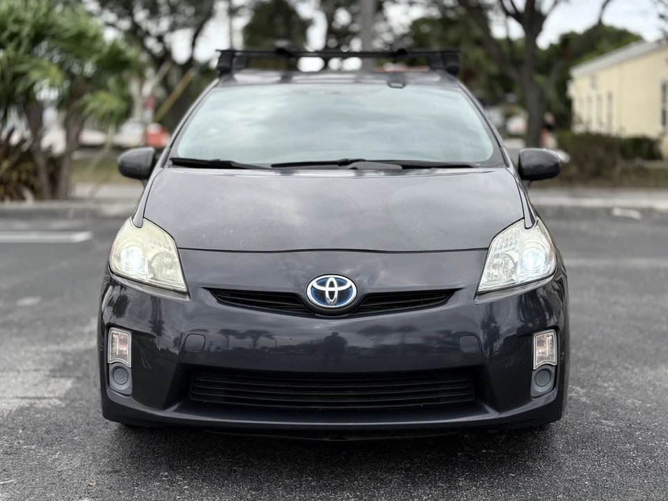 2011 Toyota Prius 3rd Gen - Image 12 of 17