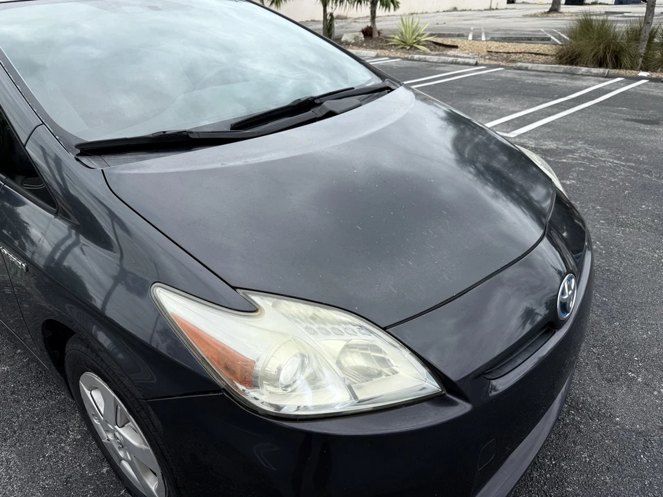 2011 Toyota Prius 3rd Gen - Image 11 of 17