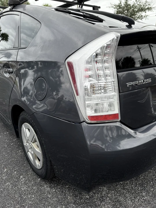 2011 Toyota Prius 3rd Gen - Image 7 of 17