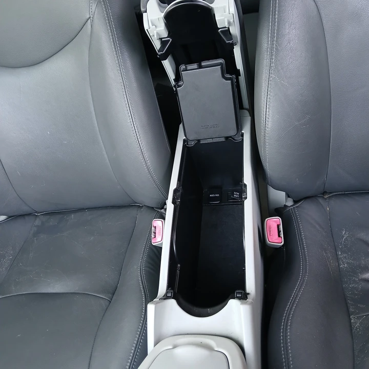 2011 Toyota Prius 3rd Gen - Image 17 of 20