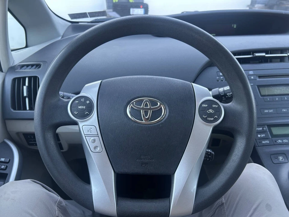 2011 Toyota Prius 3rd Gen - Image 20 of 21