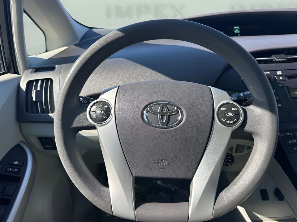 2011 Toyota Prius 3rd Gen - Image 12 of 21