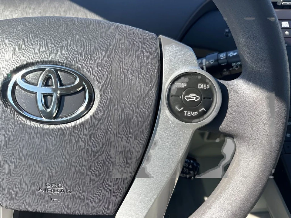 2011 Toyota Prius 3rd Gen - Image 14 of 21