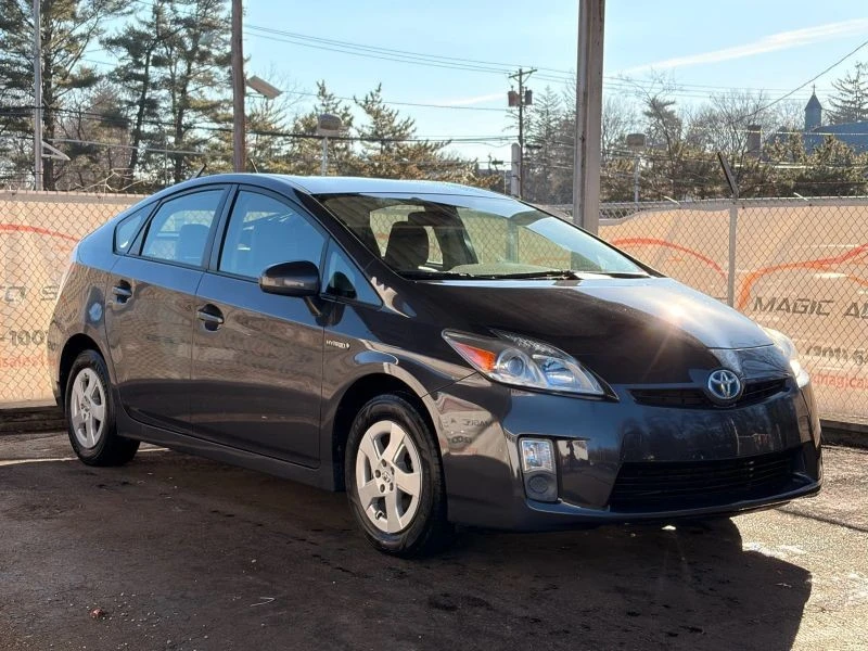 2011 Toyota Prius 3rd Gen - Image 6 of 12