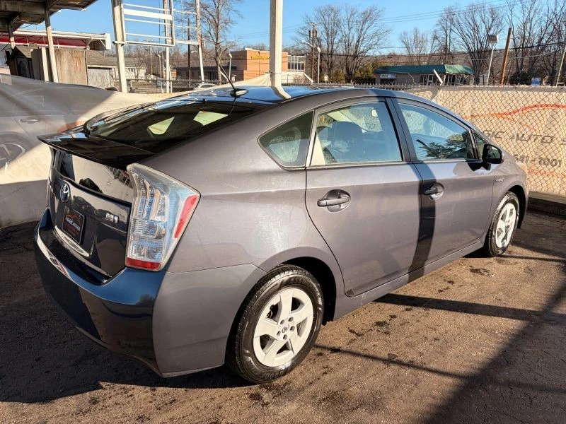 2011 Toyota Prius 3rd Gen - Image 12 of 12