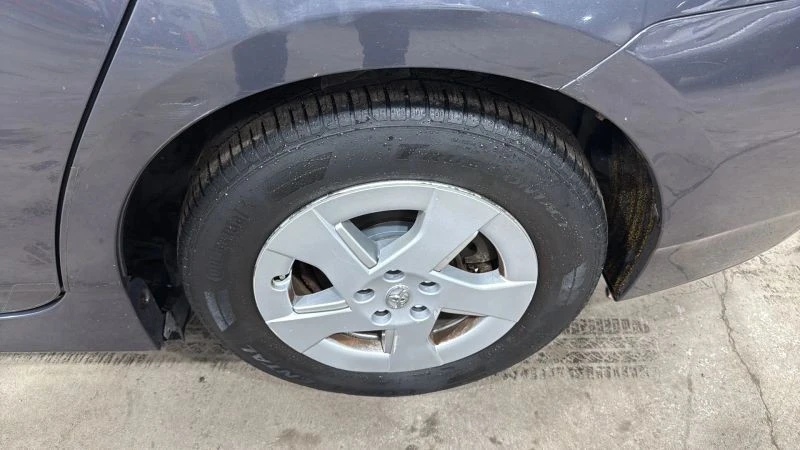 2011 Toyota Prius 3rd Gen - Image 9 of 12