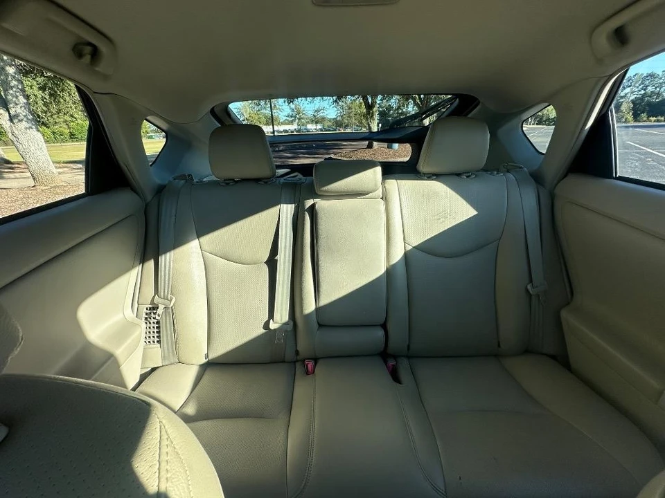 2011 Toyota Prius 3rd Gen - Image 16 of 21