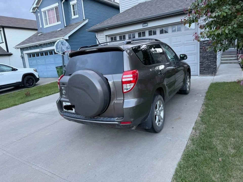 2011 Toyota RAV4 3rd Gen - Image 7 of 11