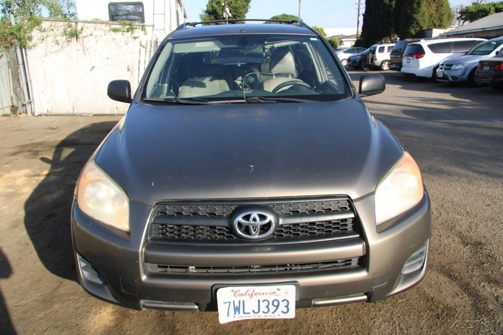 2011 Toyota RAV4 3rd Gen - Image 9 of 21