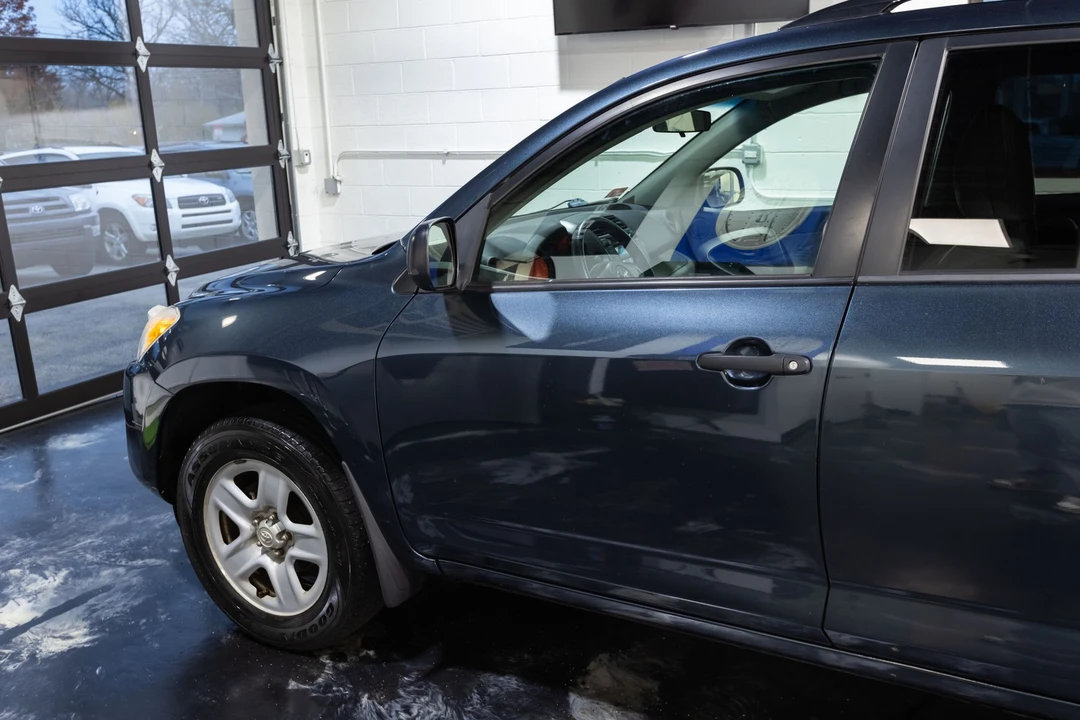 2011 Toyota RAV4 3rd Gen - Image 3 of 12