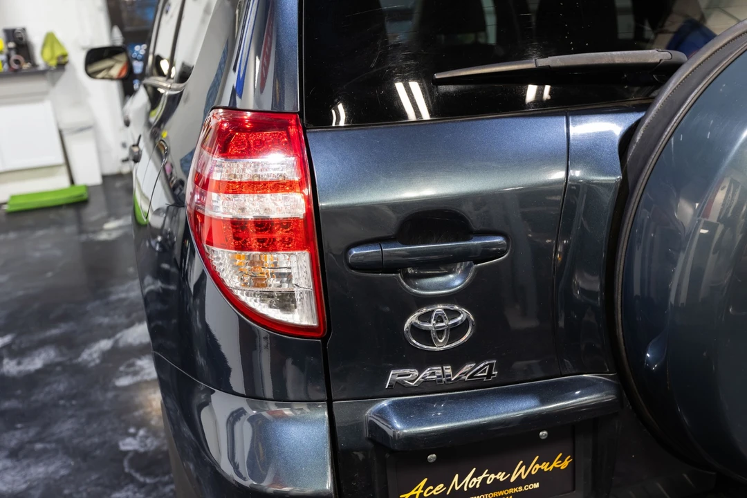 2011 Toyota RAV4 3rd Gen - Image 12 of 12