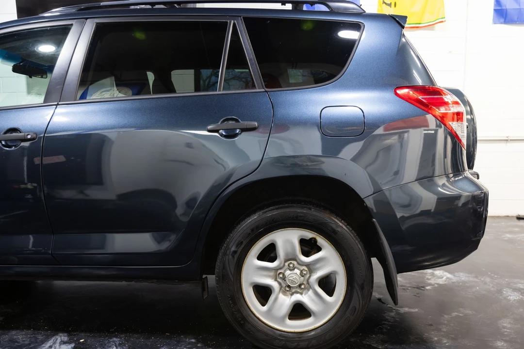 2011 Toyota RAV4 3rd Gen - Image 8 of 12