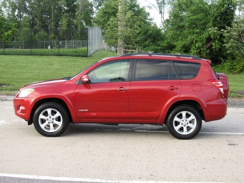 2011 Toyota RAV4 3rd Gen - Image 7 of 12