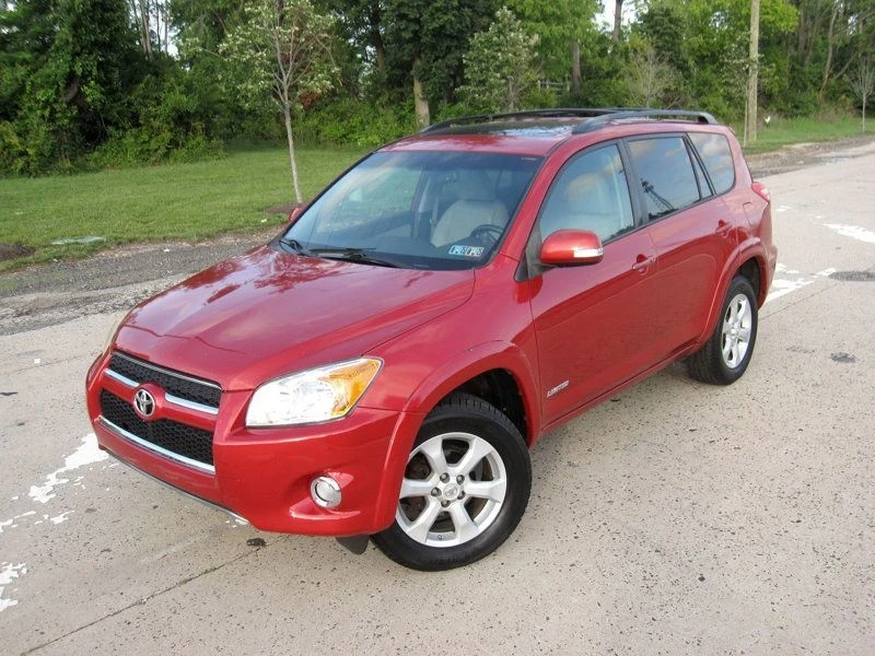 2011 Toyota RAV4 3rd Gen - Image 4 of 12