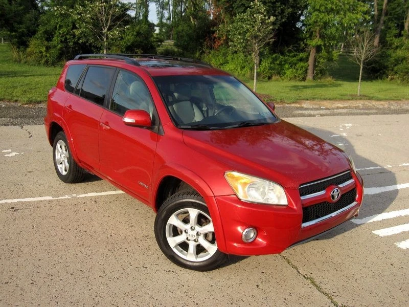2011 Toyota RAV4 3rd Gen - Image 3 of 12